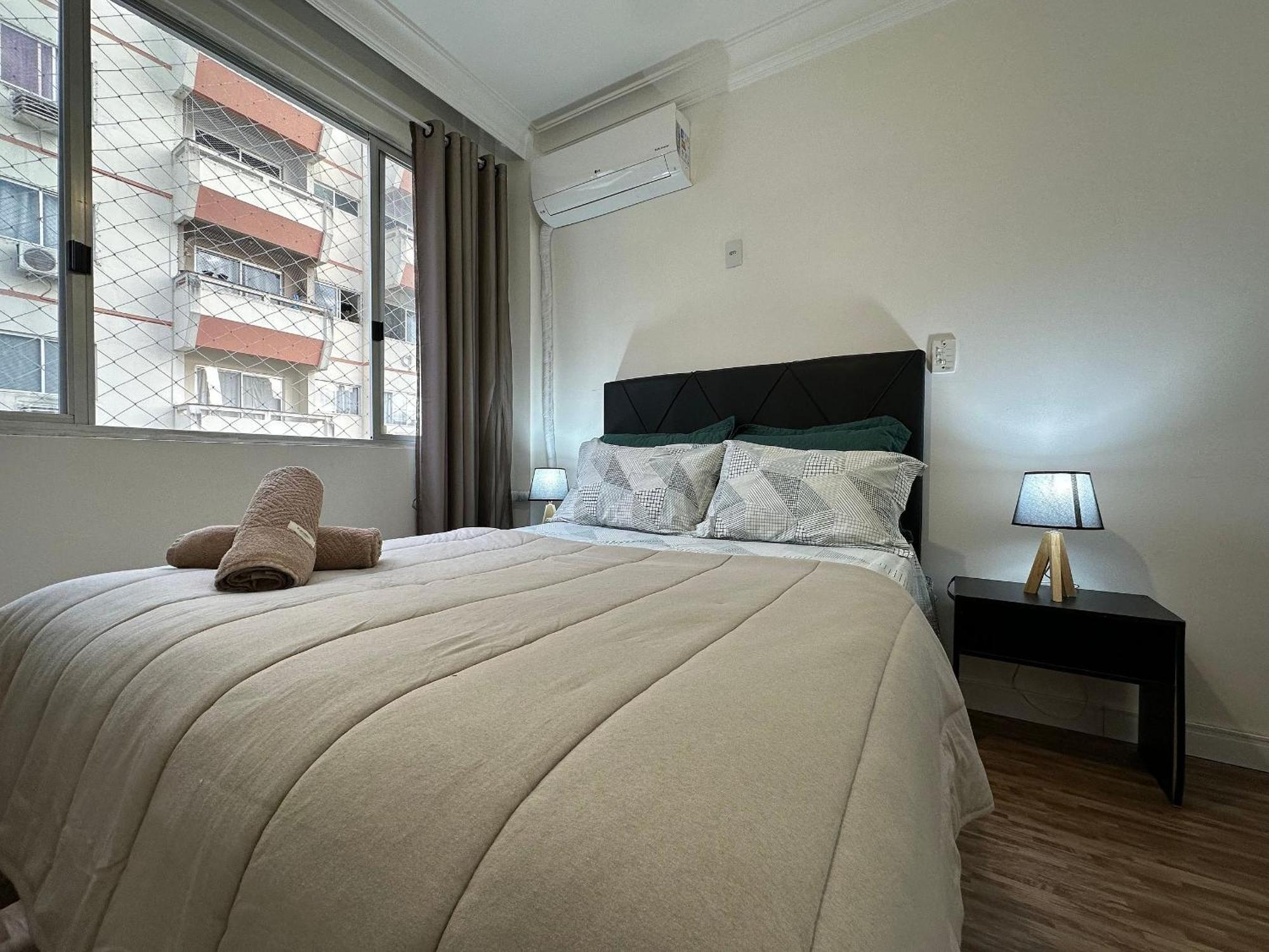 Po04- 1 Quarto Ao Lado Shop. Atlantico C/ Garagem Balneario Camboriu Luaran gambar